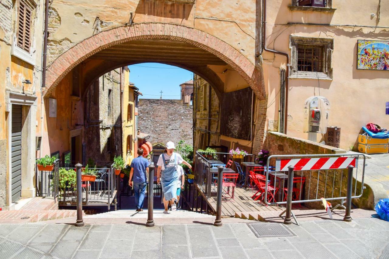 In Centro Da Piero - Appartamento In Via Della Viola Perugia Exterior foto